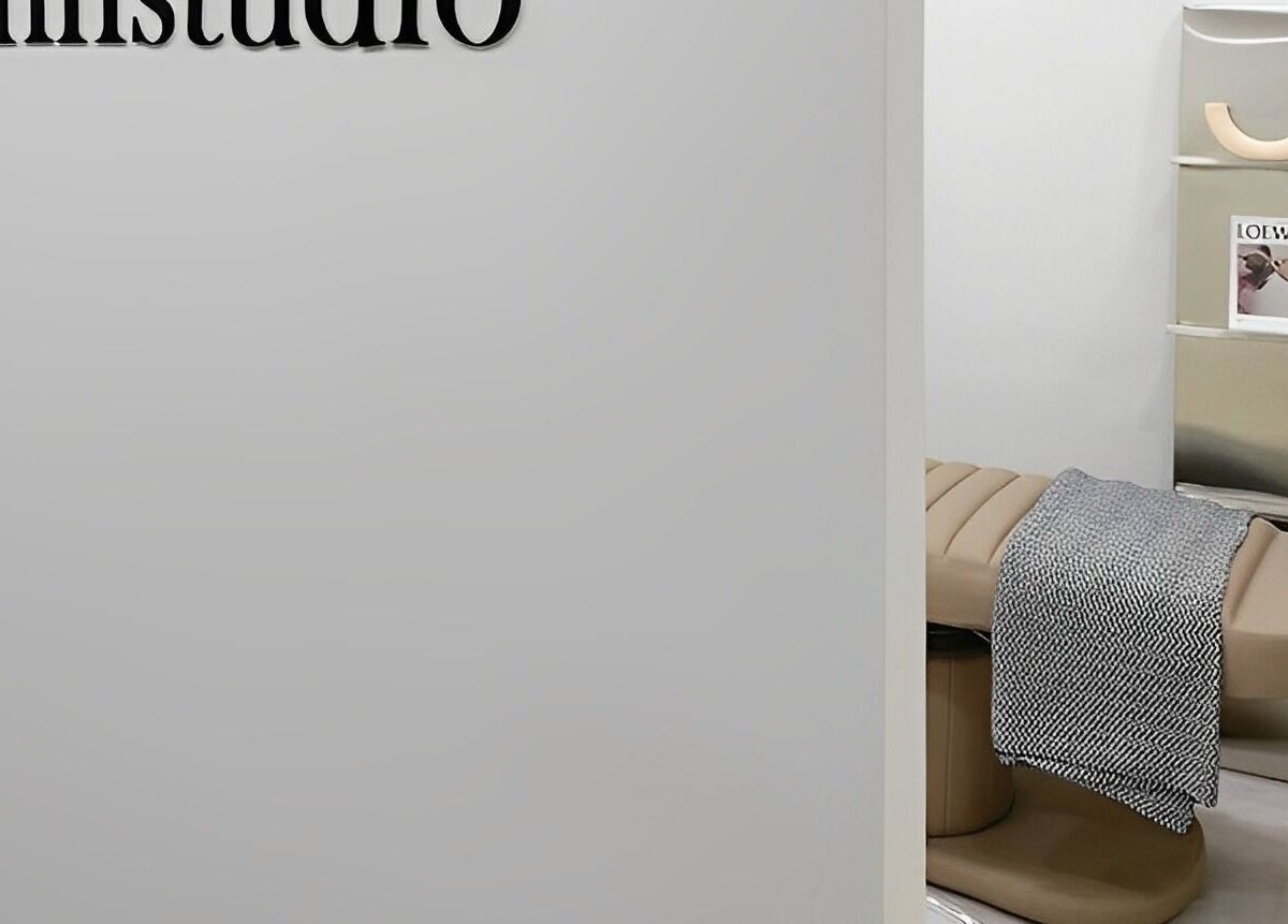 Modern and tranquil treatment room at nnstudio, Singapore, Singapore, SG, highlighting contemporary decor.