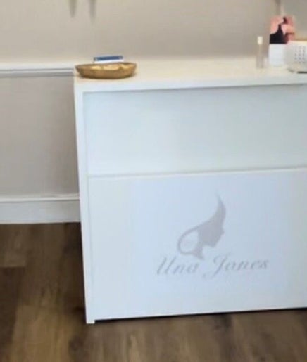 Una Jones Aesthetic & Skin Clinic – obraz 2