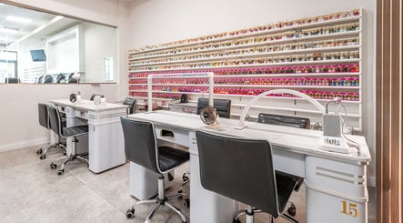 Lash and Nail Spa 
