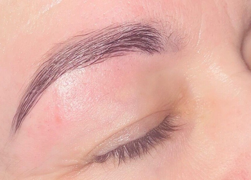 Perfectly shaped eyebrow at Infinite Browtential, Birmingham, England, GB.