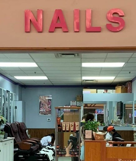 J Nails image 2