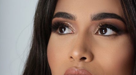 Elegant eye makeup at Art In Makeup, Il-fgura, MT, showcasing detailed artistry.