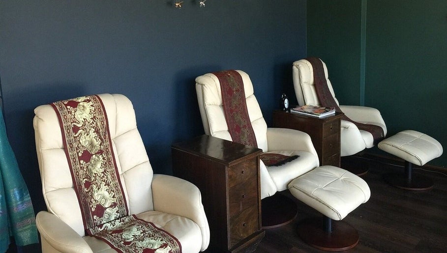 Thai Lotus Massage Rooms image 1