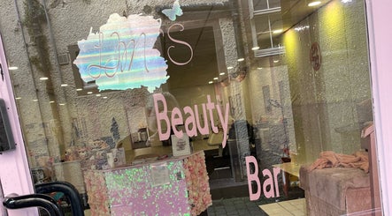 LJM's Beauty Bar billede 3