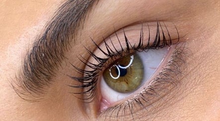 SMC Lashes & Lymphatic Drainage