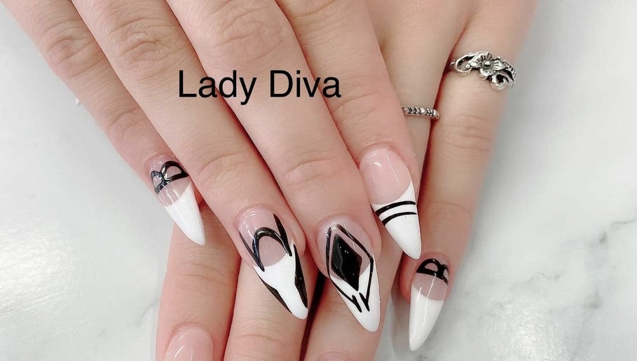 Lady Diva image 1