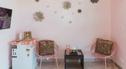 Rimi Beauty Threading and Waxing Studio image 3