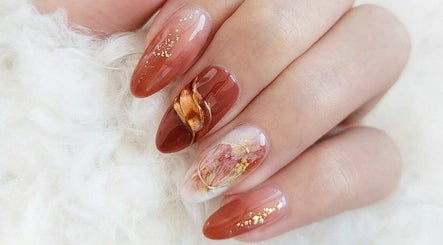 Nail Chic AU