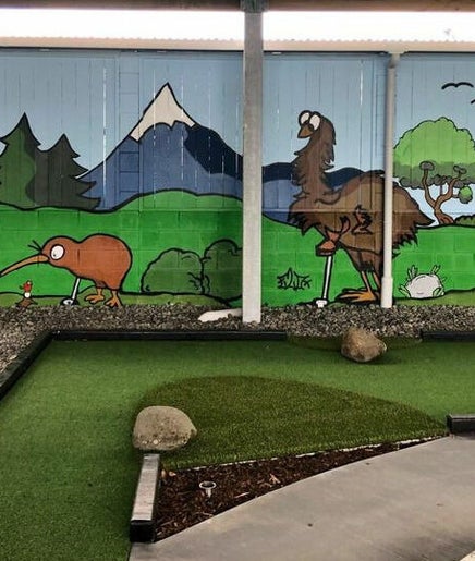 Inglewood Mini Golf image 2