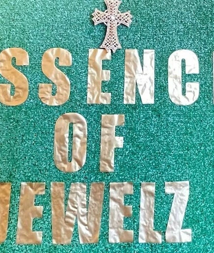 Essence of Jewelz at Split Endz billede 2