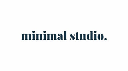 minimal studio.