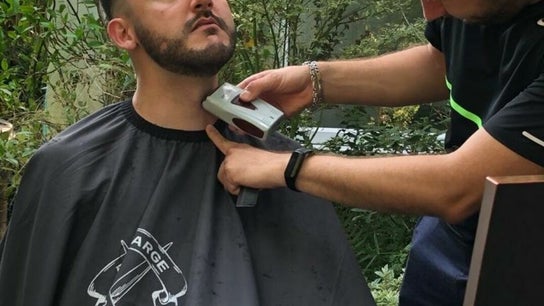 Mobile barber/ mobile hairdresser