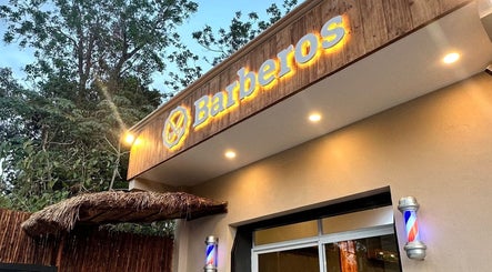 Barberos Tulum - Calle Andrómeda