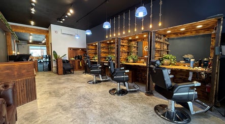 Barberos Tulum - Calle Andrómeda
