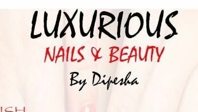 Luxurious Nails and Beauty imaginea 1
