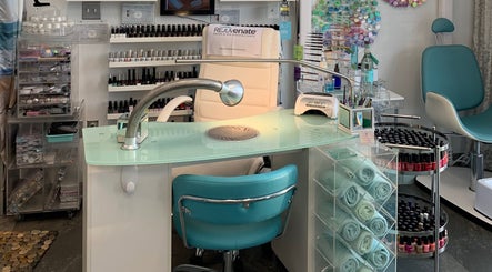 Nail Bar Lounge