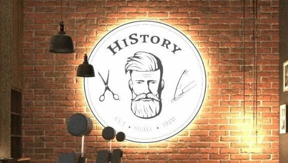 History Barbershop Teiul Doamnei 12 slika 1