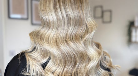 Hair By Millie imej 2