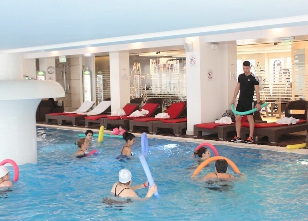 Guests enjoy aquatic exercises at Aqvatonic Balneo Spa, Eforie Nord, Județul Constanța, RO.