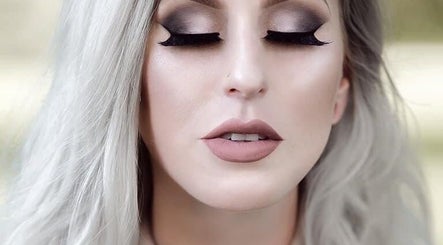 Close-up of elegant makeup artistry at Pink Mantis Beauty in Nashville, Tennessee, US.