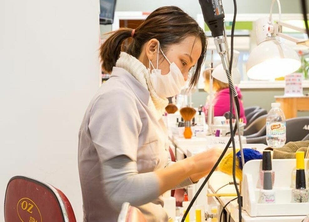 Beauty 4 Life Altona nail artist at work, Melbourne, Victoria, AU salon specialized in manicures.