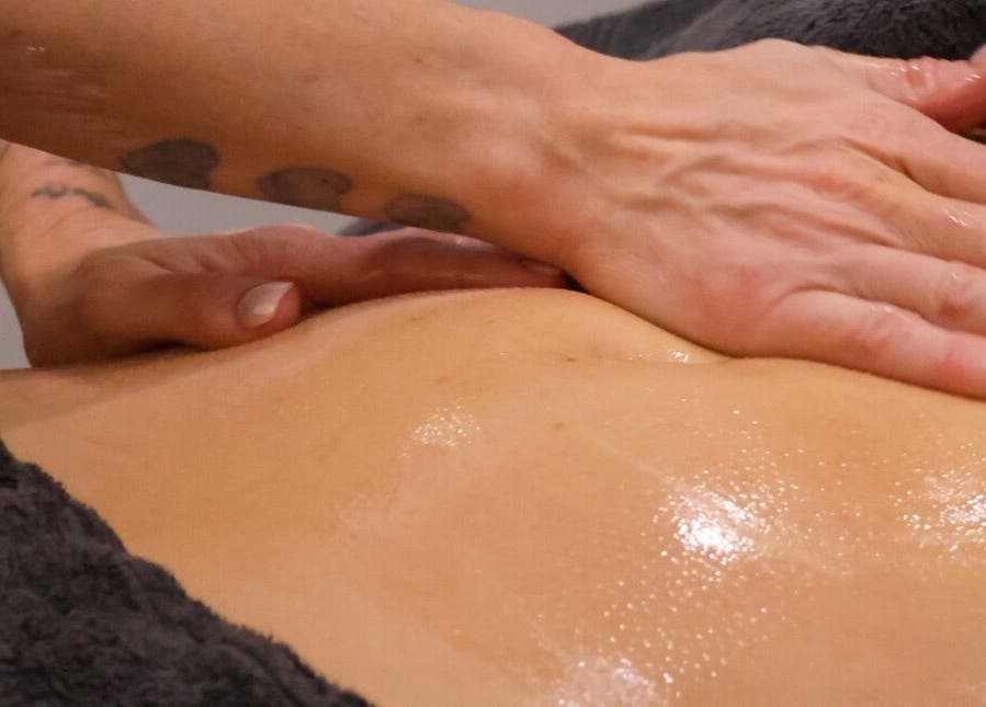 Relaxing massage at AMORE BODY LAB, Applecross, Western Australia, AU, promoting wellness and relaxation.