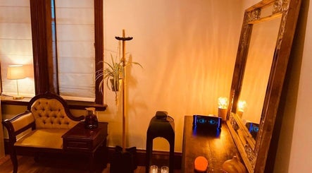 Old Shanghai remedial massage