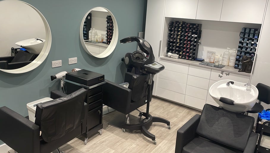 Tresses Colour & Styling Room slika 1