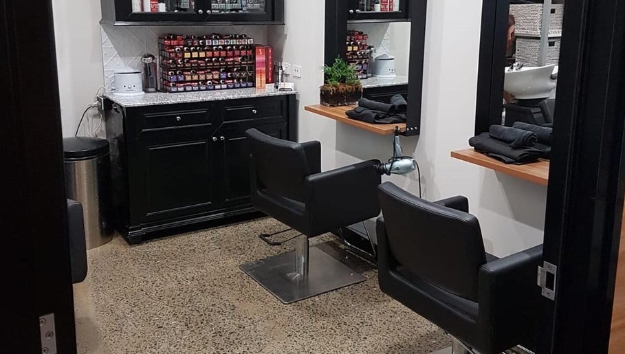 Image de Mia Hair Studio 1