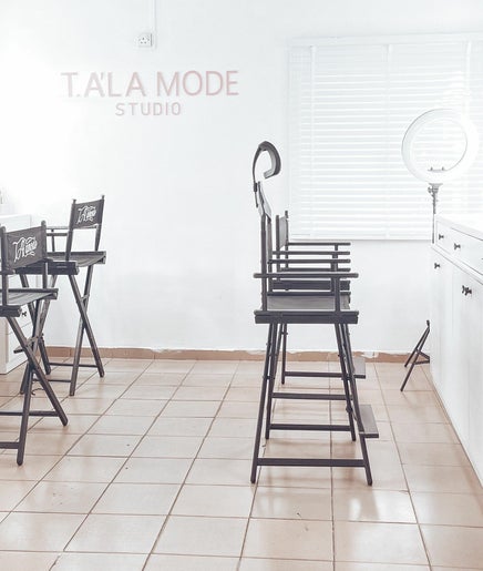 T.A'la Mode Beauty – obraz 2