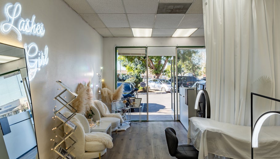 Modern interior of Lashes Girl in West Covina, California, US featuring elegant seating and a stylish treatment area.
