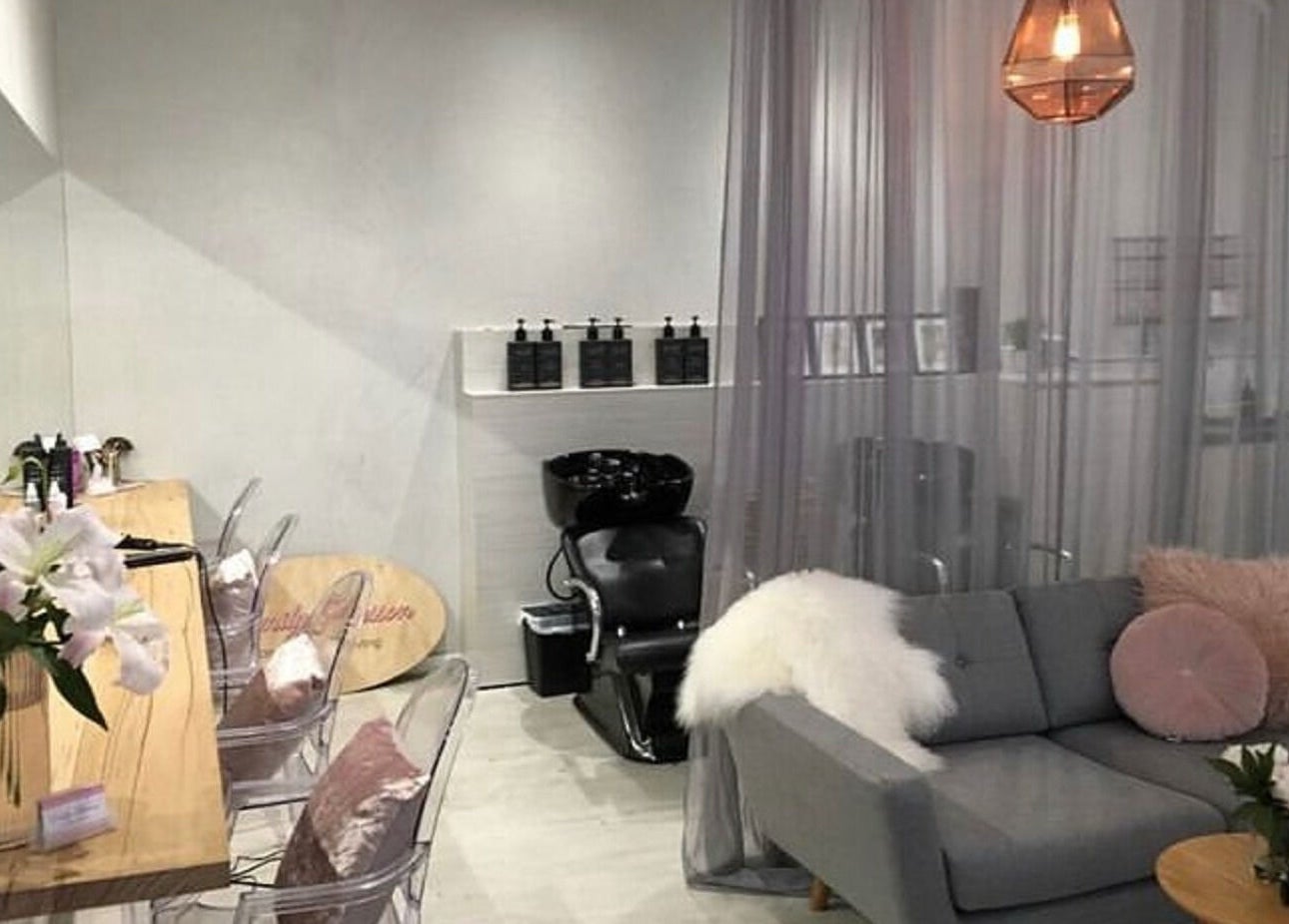 Chic interior of Emily Glasson Hair Make up and Styling in Maroochydore, Queensland, AU with modern amenities.