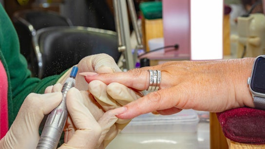 La Crystal Nails and Spa, 117 Murray Street 5