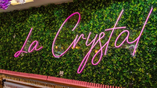 La Crystal Nails Studio  - 421 A Cumberland Street 1