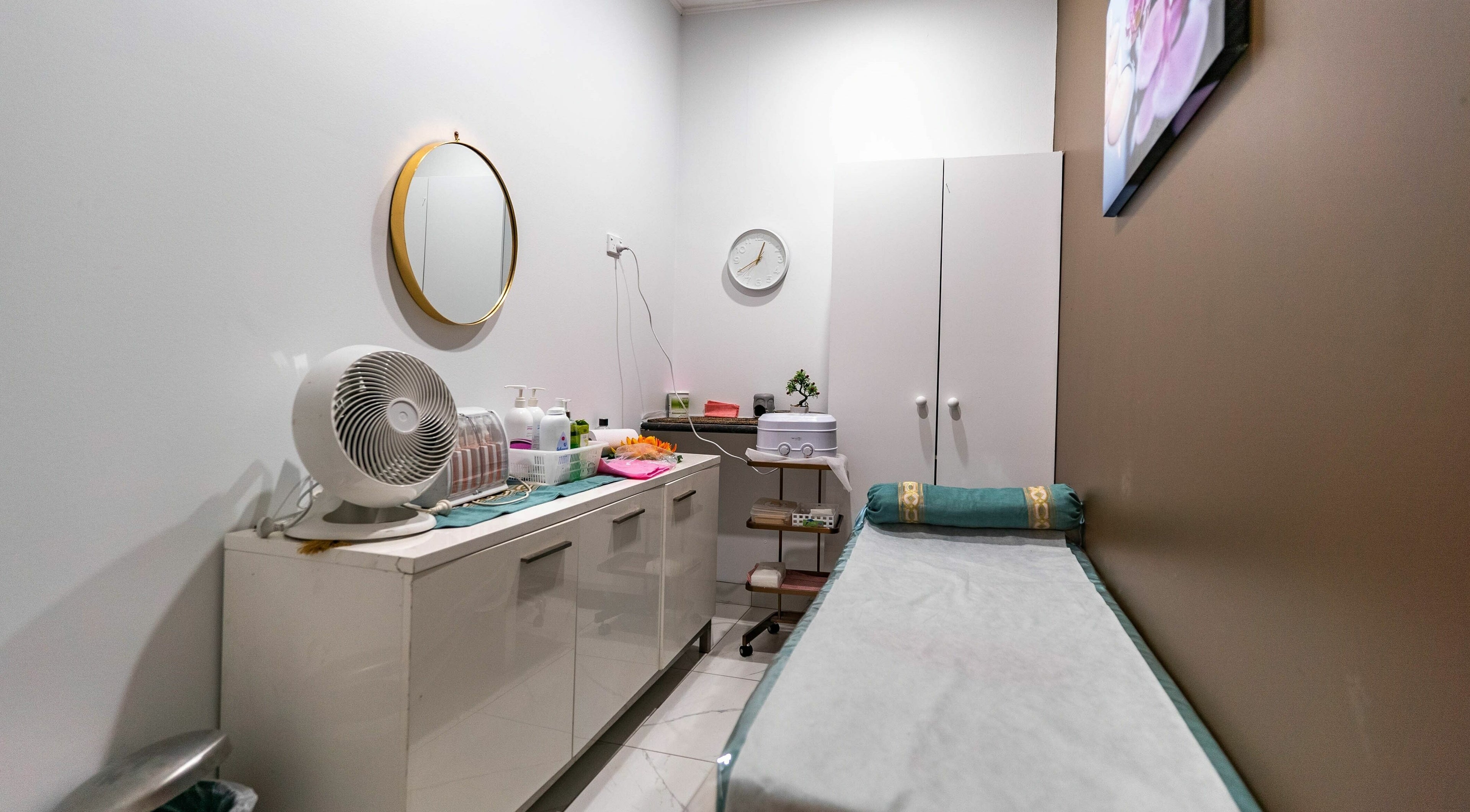 Relaxing spa room at Indian Beauty Secrets | Quakers Hill, New South Wales, AU, featuring treatment bed and skincare tools.