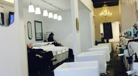 Blow-Out Beauty Lounge