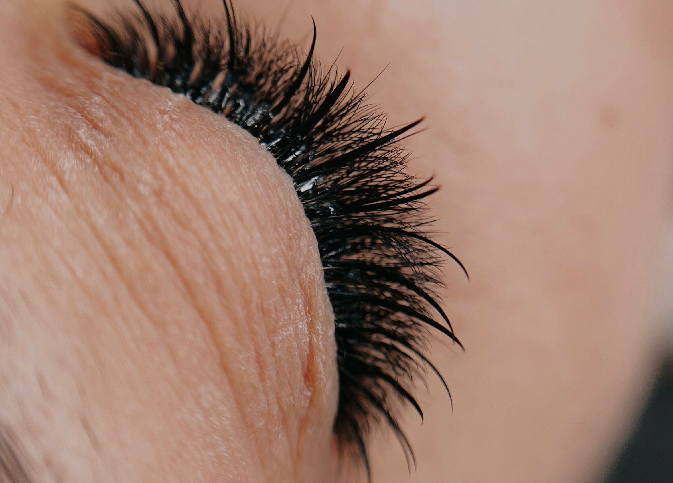 Close-up of voluminous lashes at Nonka Lash and Brow Ilona Palinkiewicz in Heemskerk, Noord-holland, NL.