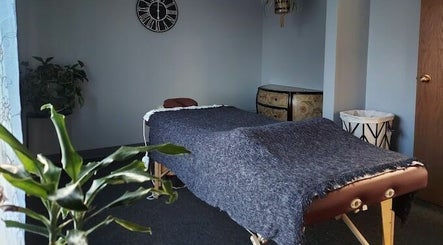 Motion Massage Lakewood