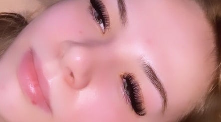 Close-up of lush eyelashes from Lovetolashx, Rubery, England, GB, showcasing expert beauty enhancement.