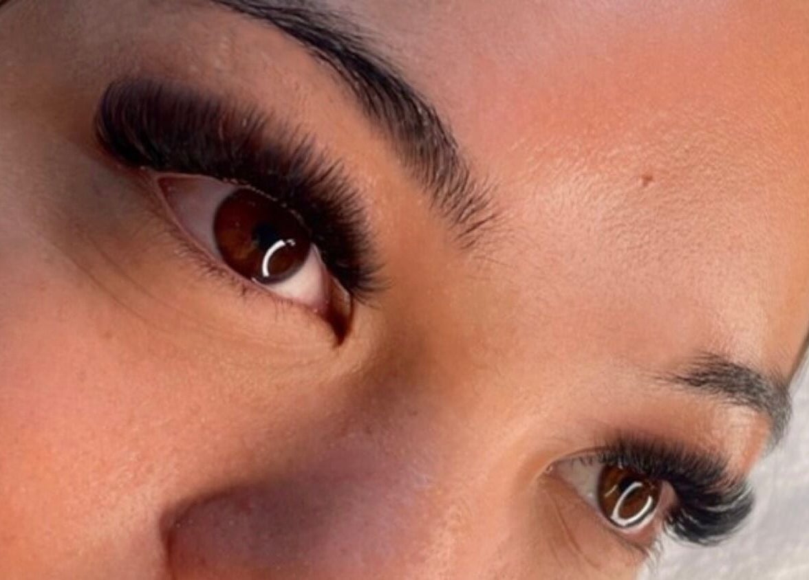 Close-up of professionally styled eyelashes at Lash Empire, Whangārei, Northland, NZ.