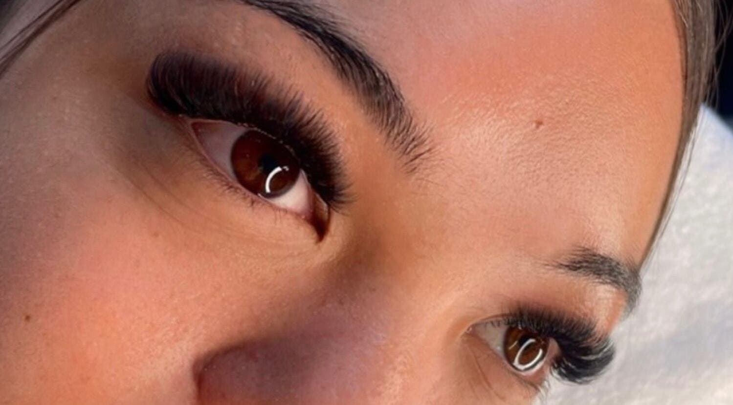 Close-up of professionally styled eyelashes at Lash Empire, Whangārei, Northland, NZ.