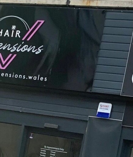 V Hair Extensions (Caerphilly Town) صورة 2