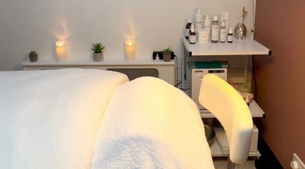 Immagine 3, Sam at The Therapy Room
