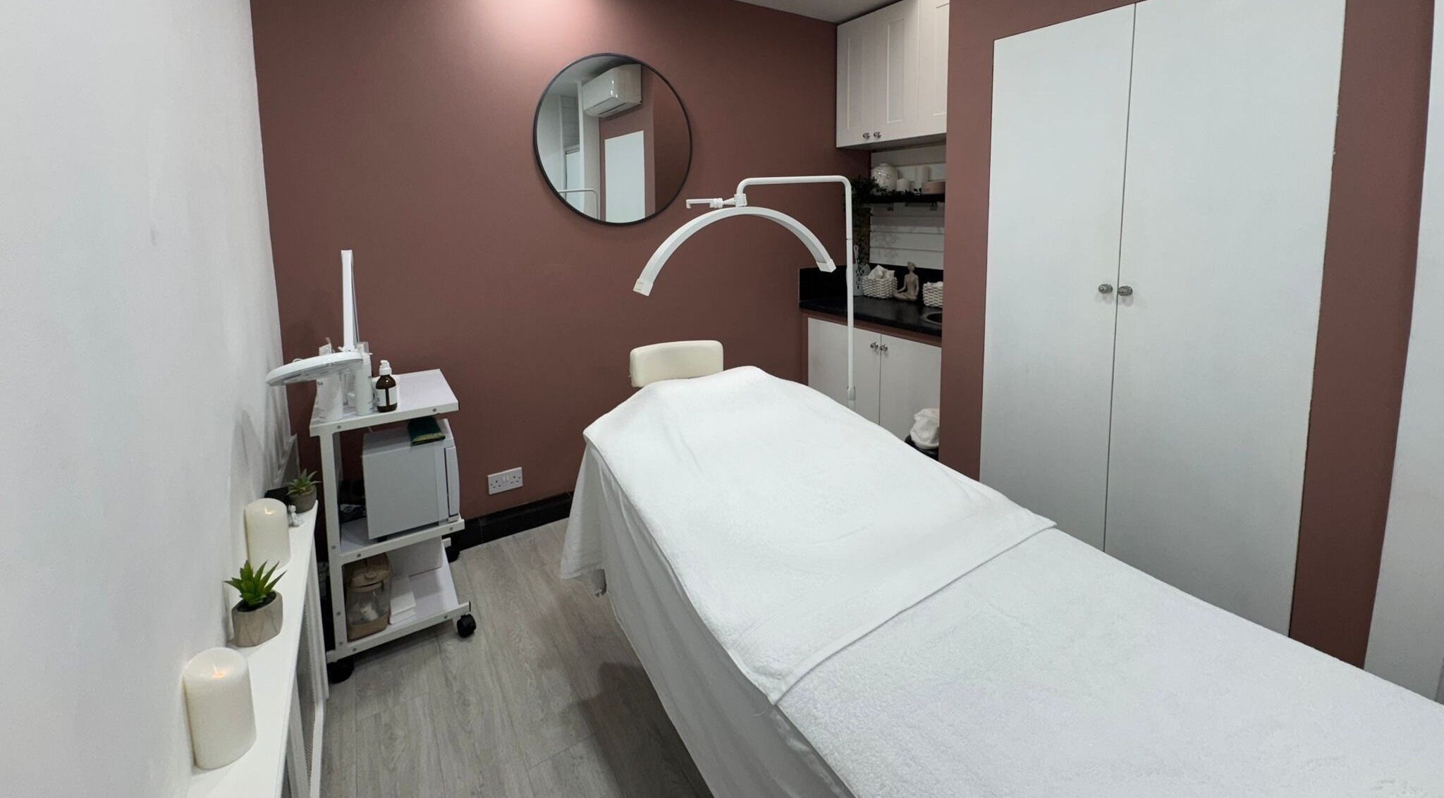 Tranquil therapy room at Sam at The Therapy Room, Ruislip, England, GB. Relaxation and wellness ambiance.