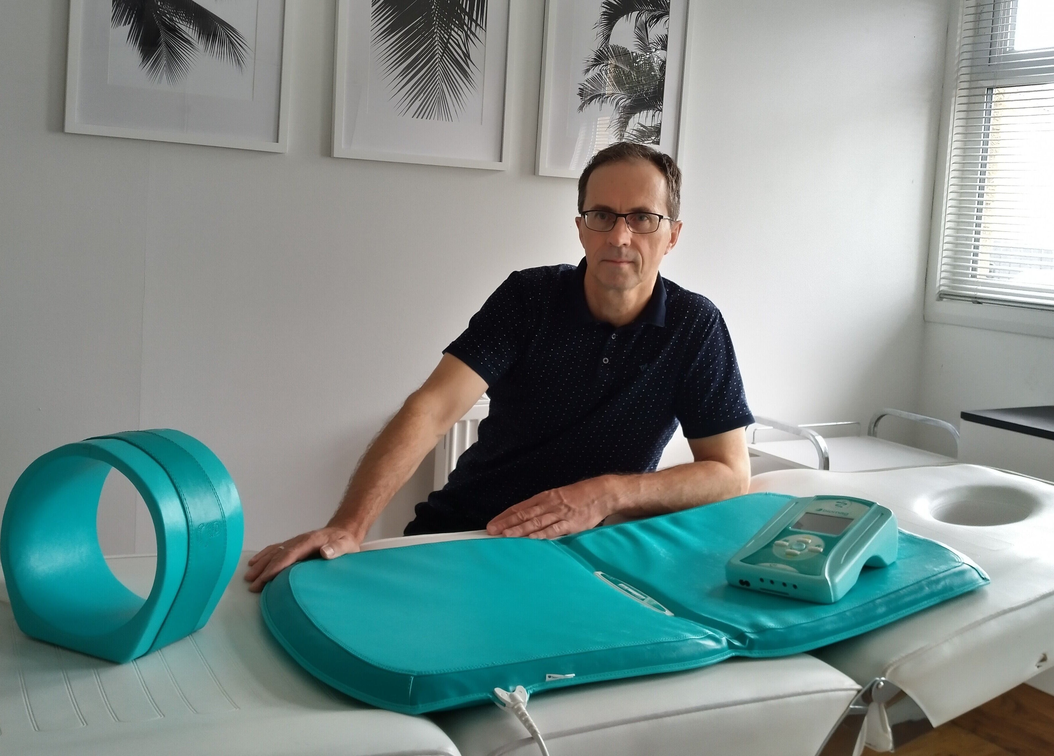 Therapist at Lothian Massage & Acupuncture clinic in Tranent, Scotland, GB, ready for a wellness session.