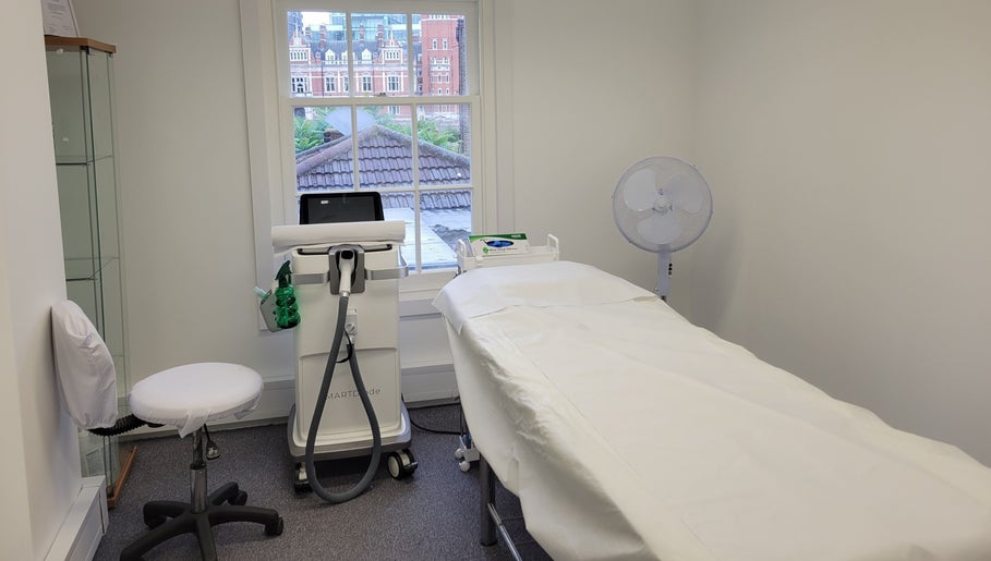 Laserlite Aesthetic Clinic image 1