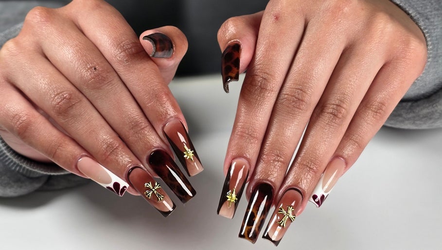 Elegant nail art at Chloe Studio Nail by Sophie, Garden Grove, California, US.
