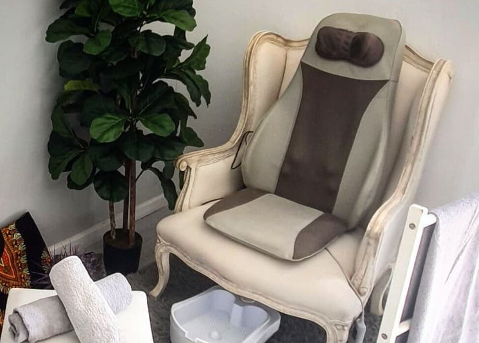 Luxurious massage chair at Flourish Salon, Durban North, KwaZulu-Natal, ZA for ultimate relaxation.
