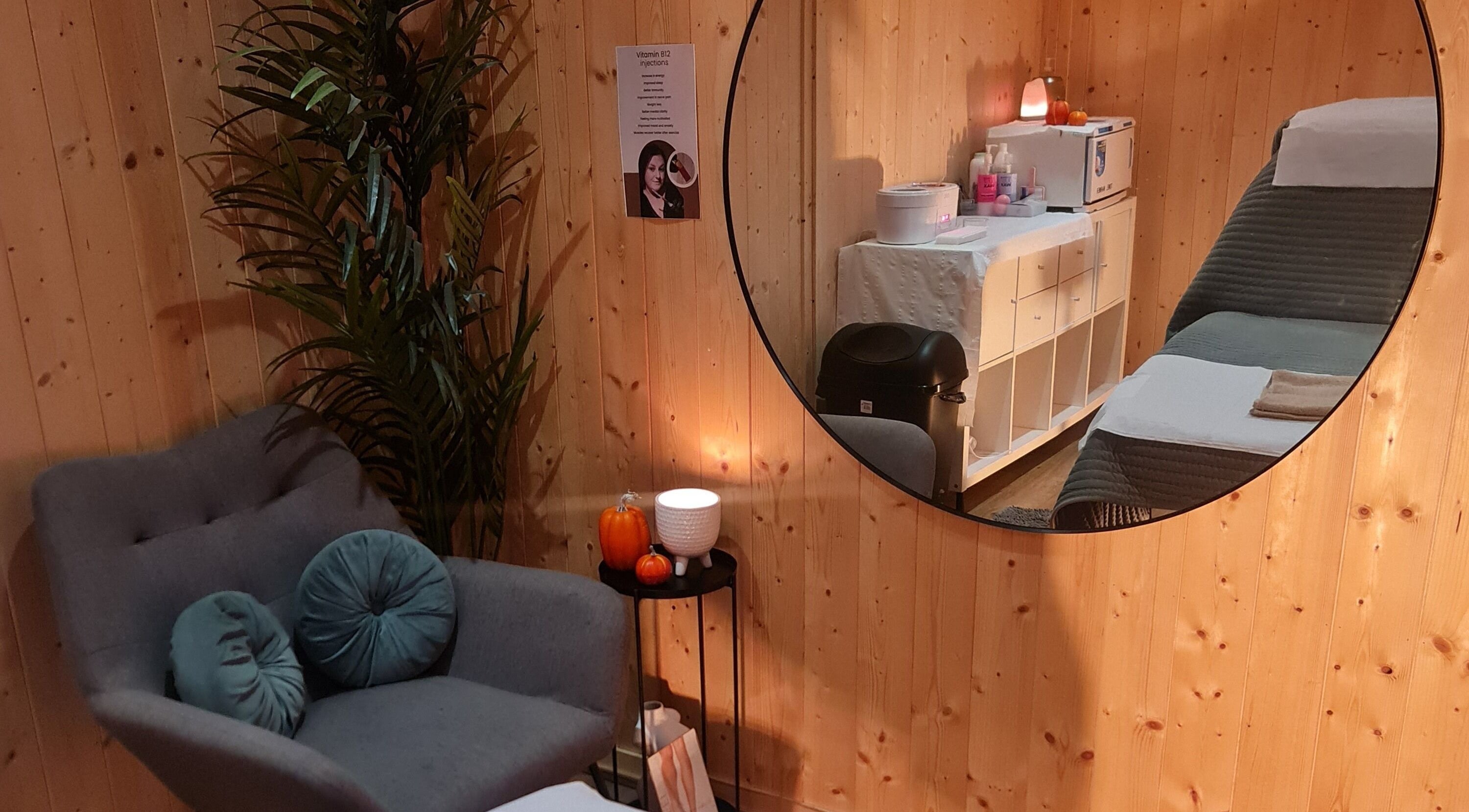 Cozy treatment room with mirror at ELC Aesthetics, Beauty & Training, Lurgan, Northern Ireland, GB.