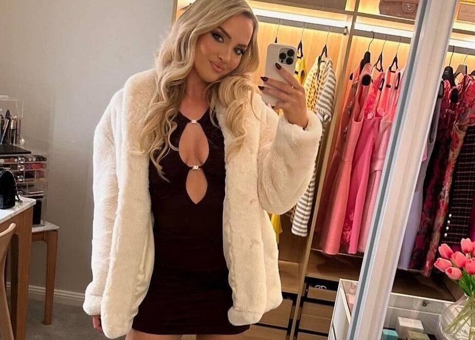 Cozy makeup and fashion setup at Glow by Hayley, Kellyville, New South Wales, AU, featuring modern decor.